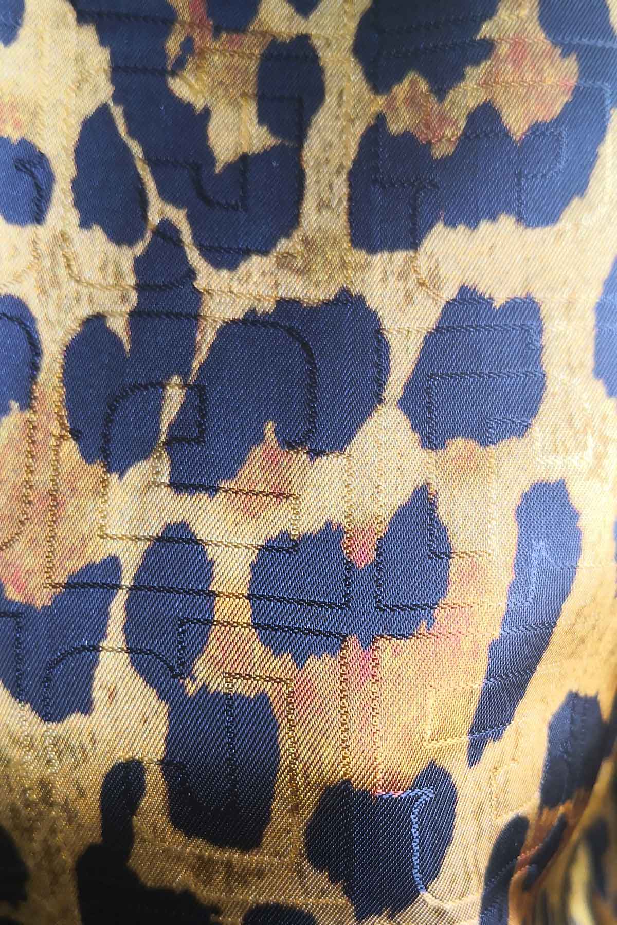 Риза „Златен Леопард“ | Вили Стил Риза „Златен Леопард“