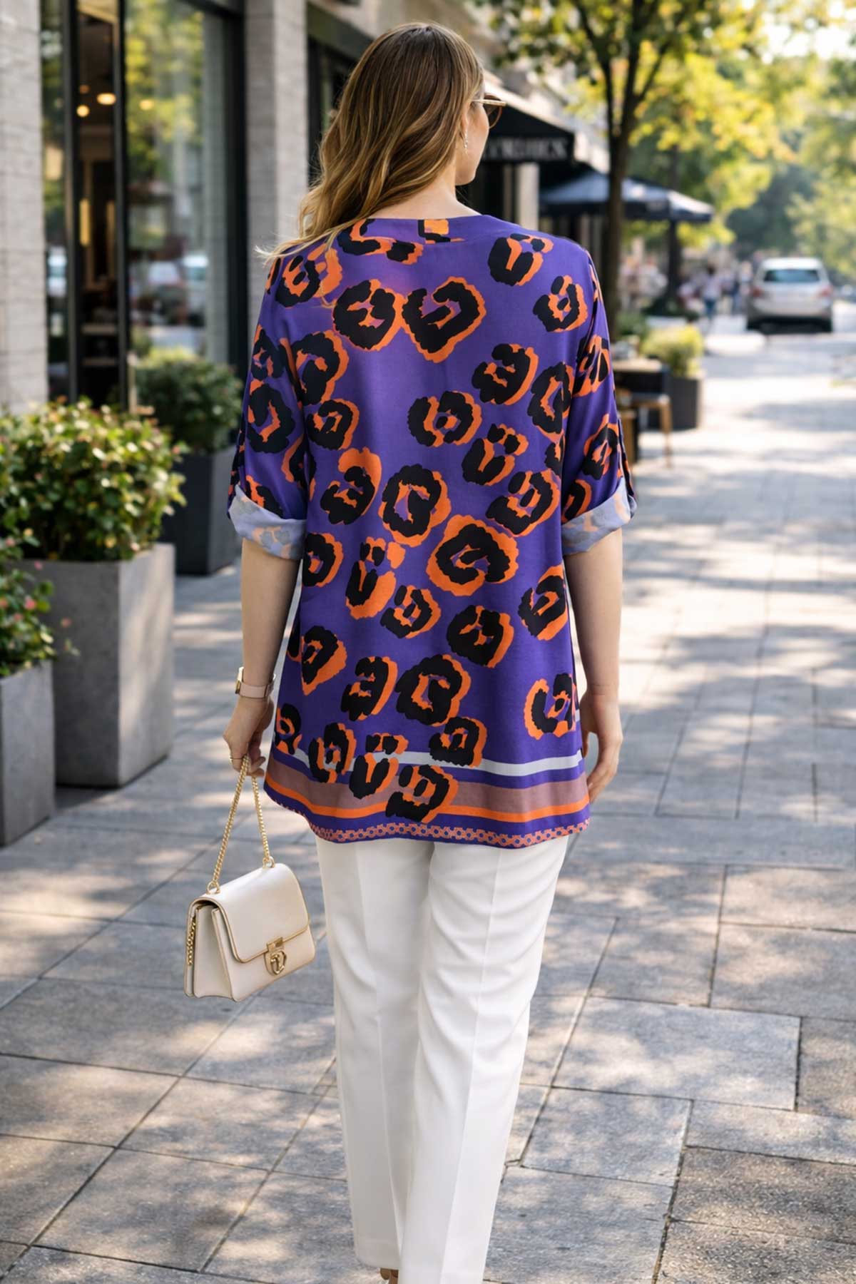 Лилава риза с оранжев принт