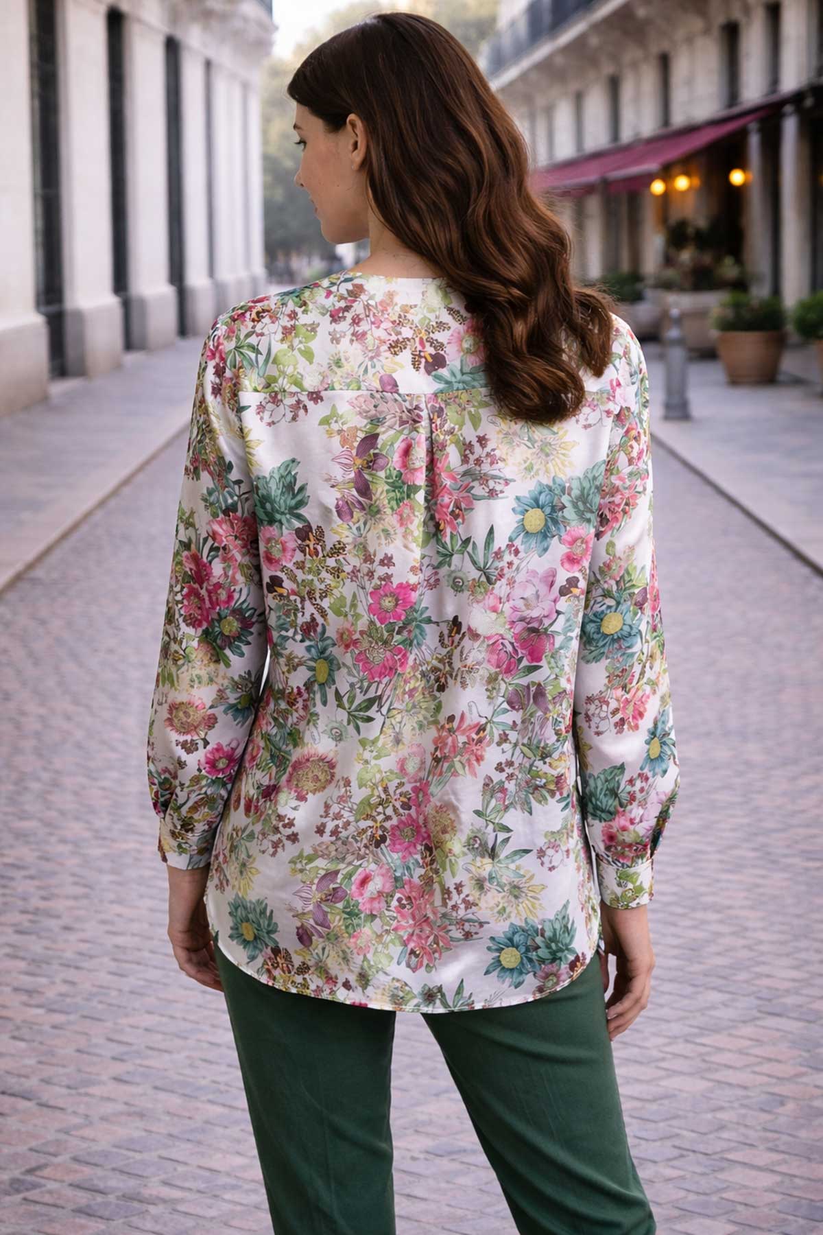 Дамска сатенена риза с флорален принт