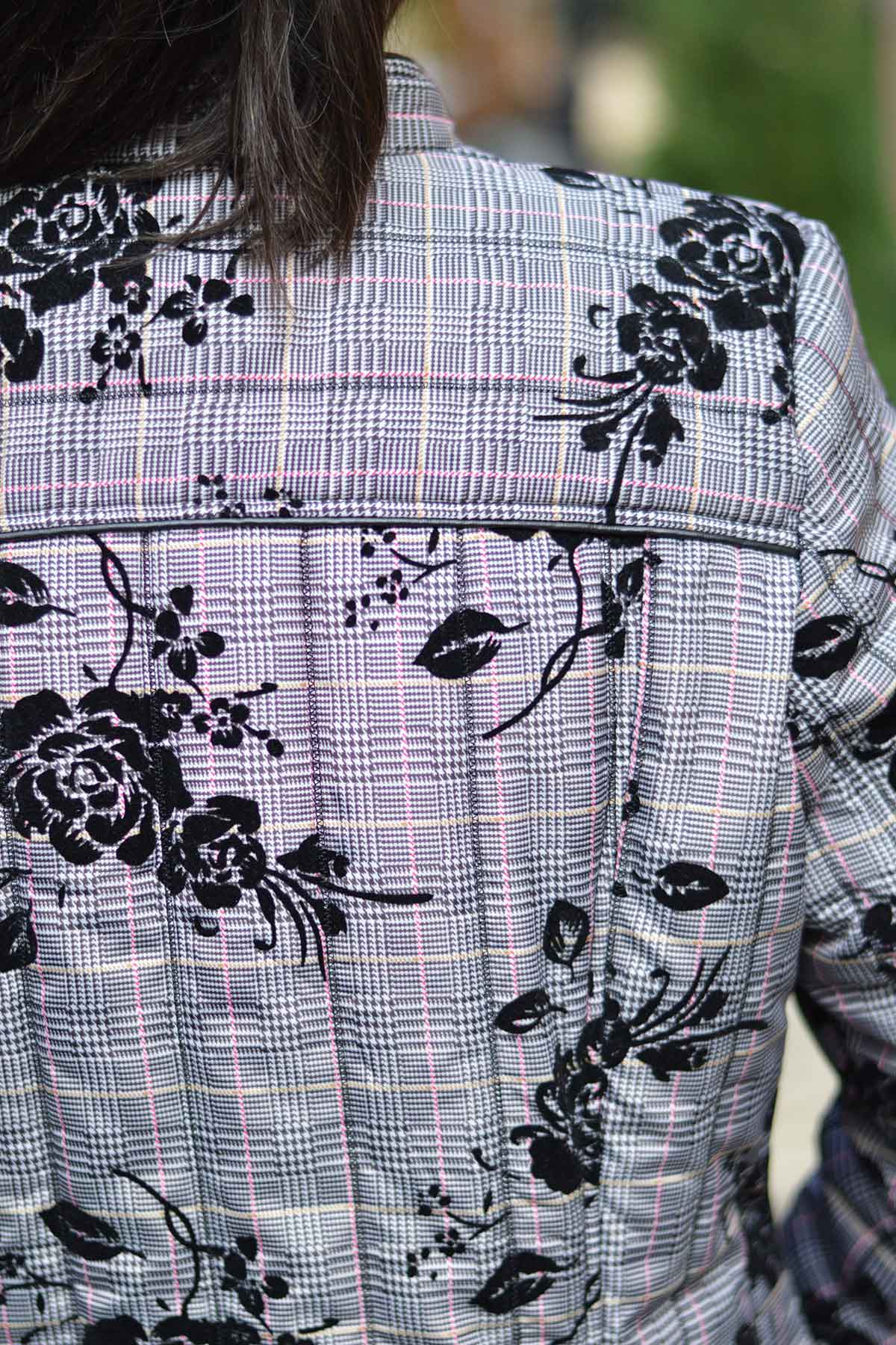 Ватирано яке на квадрати