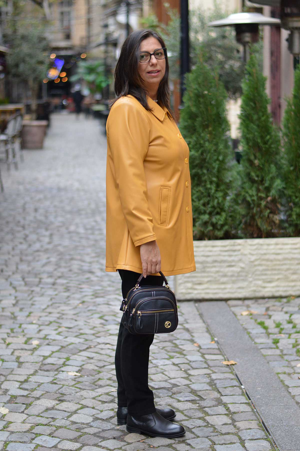 Кожено манто в охра | Вили Стил Кожено манто в охра