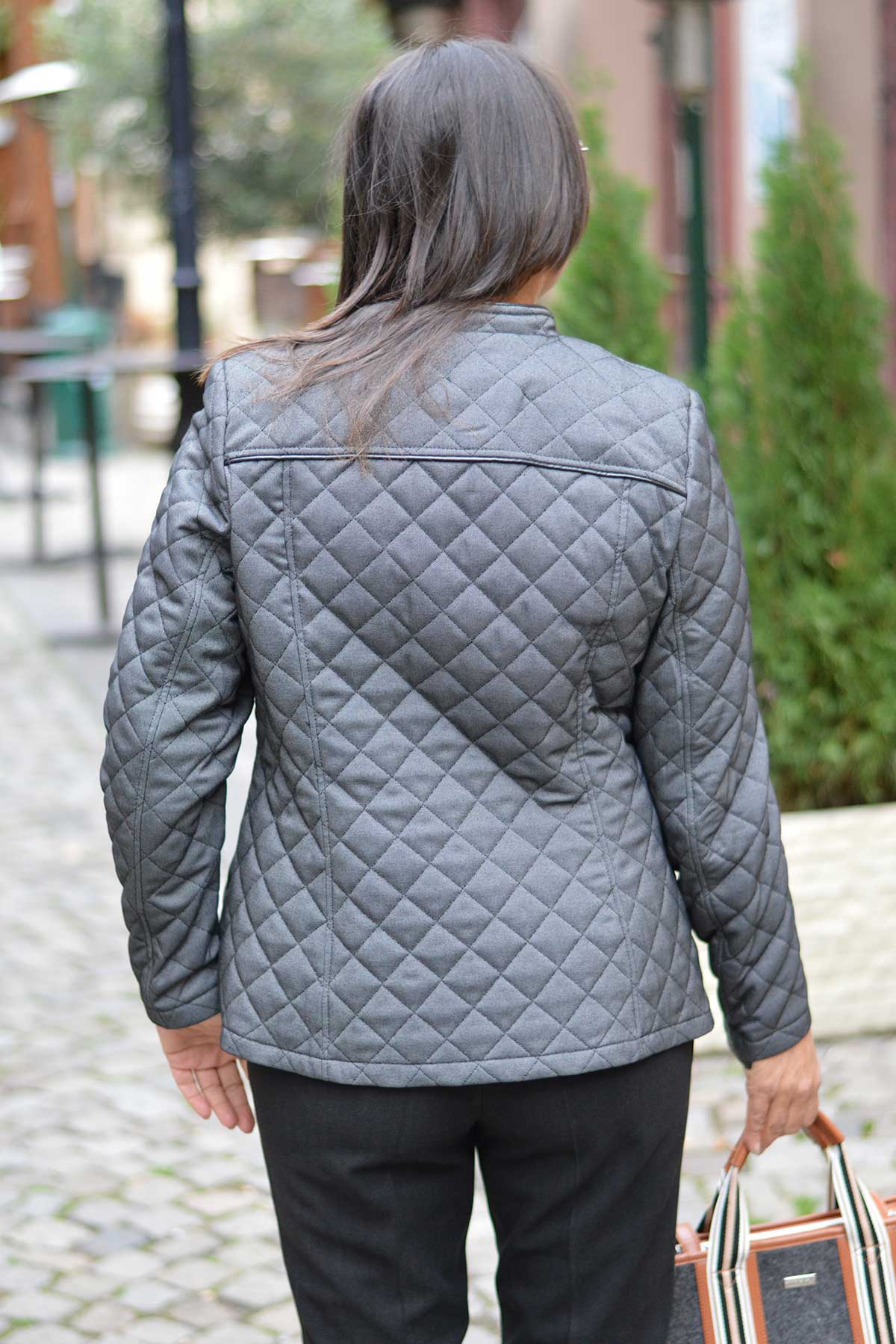 Ватирано яке в графитено сиво | Вили Стил Ватирано яке в графитено сиво