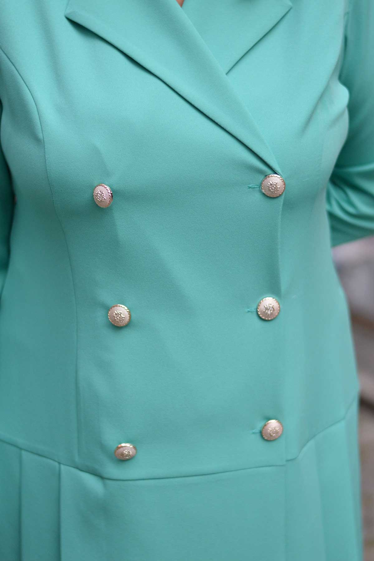 Рокля сако в мента с плисета