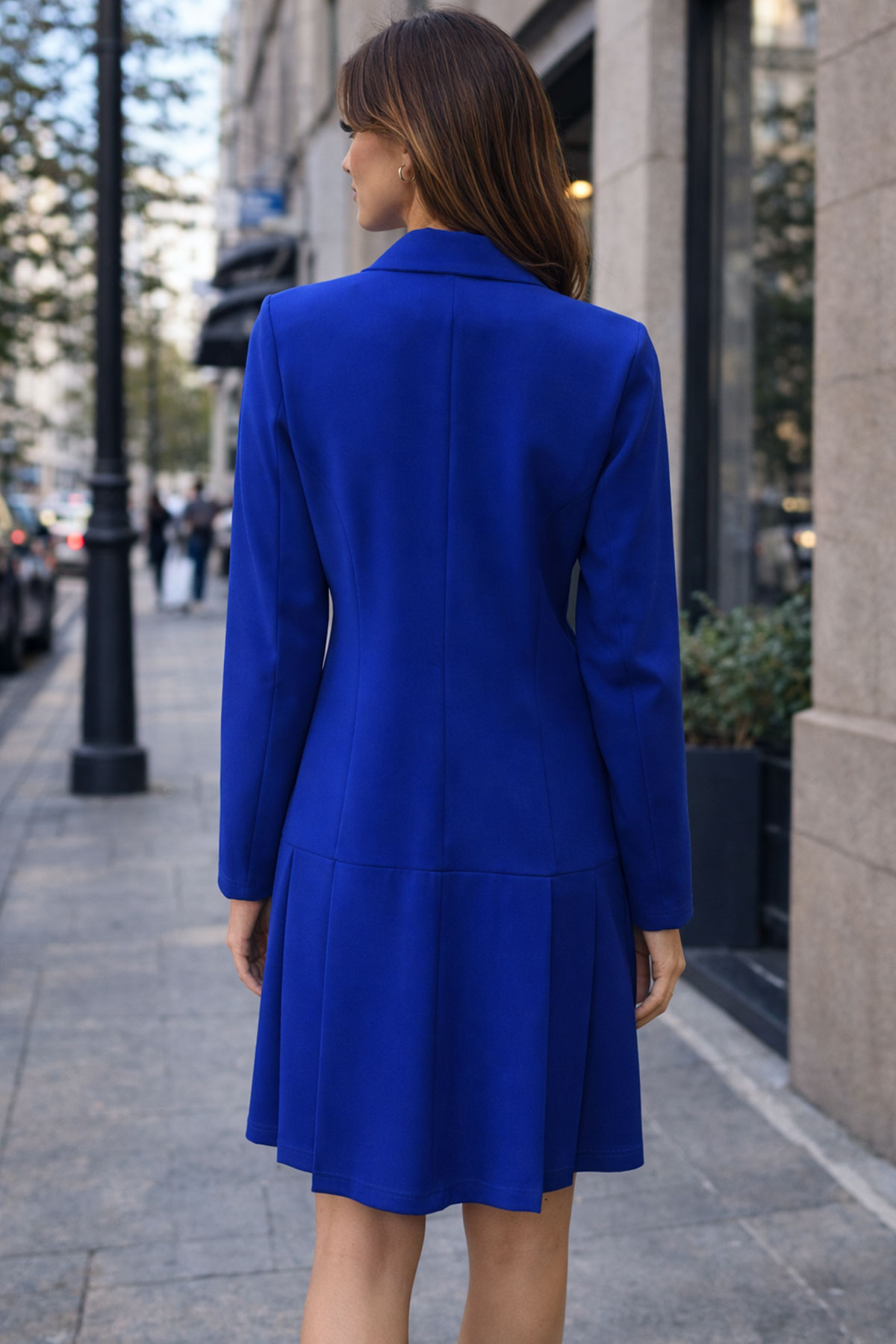 Рокля-сако в кралско синьо с плисета