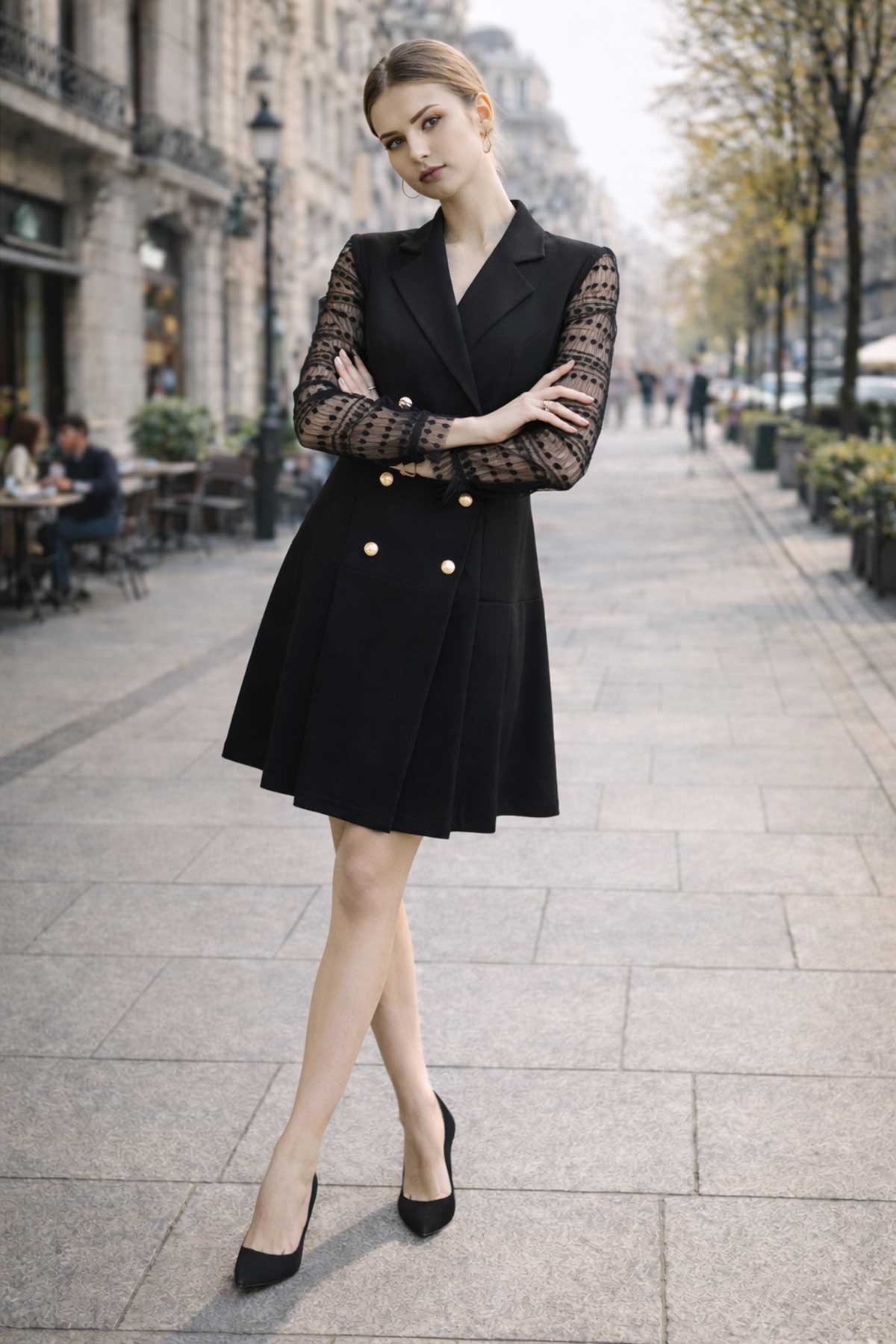 Елегантна черна рокля-сако с прозрачни ръкави